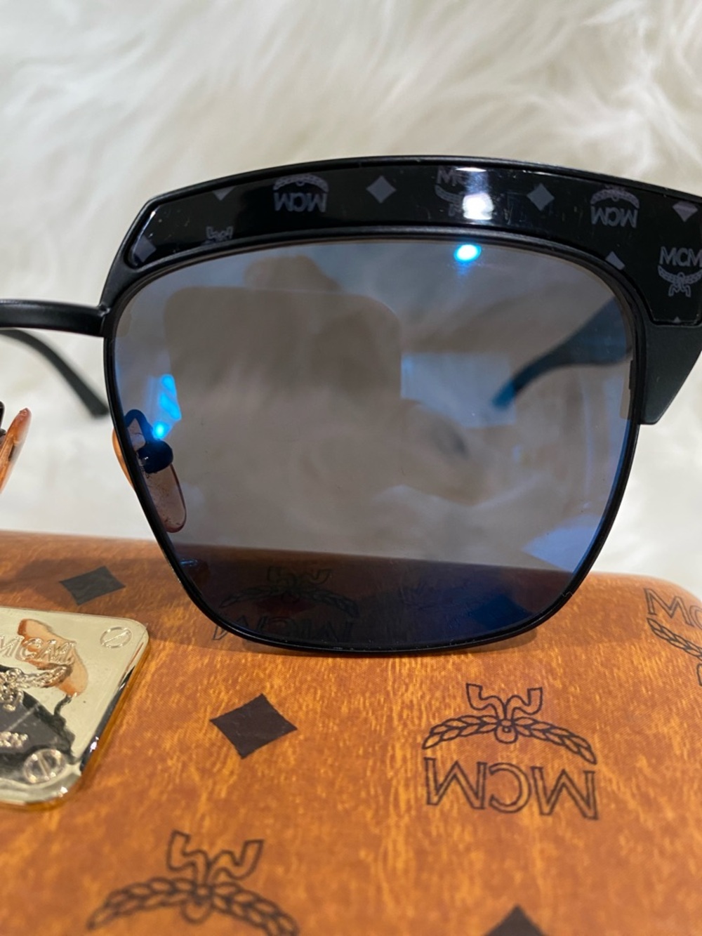 MCM Black Frame Sunglasses with Blue Mirrored Lenses NWOT - Picture 4 of 11